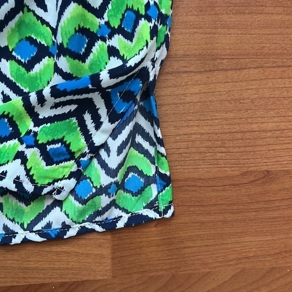 Ruby Rd women’s surfs up geo print navy and green top Size 10 P - Picture 9 of 9